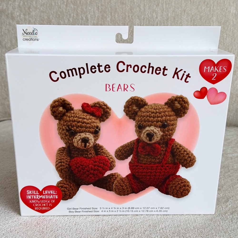 Needle Creations Crochet Kit - 2 Bears